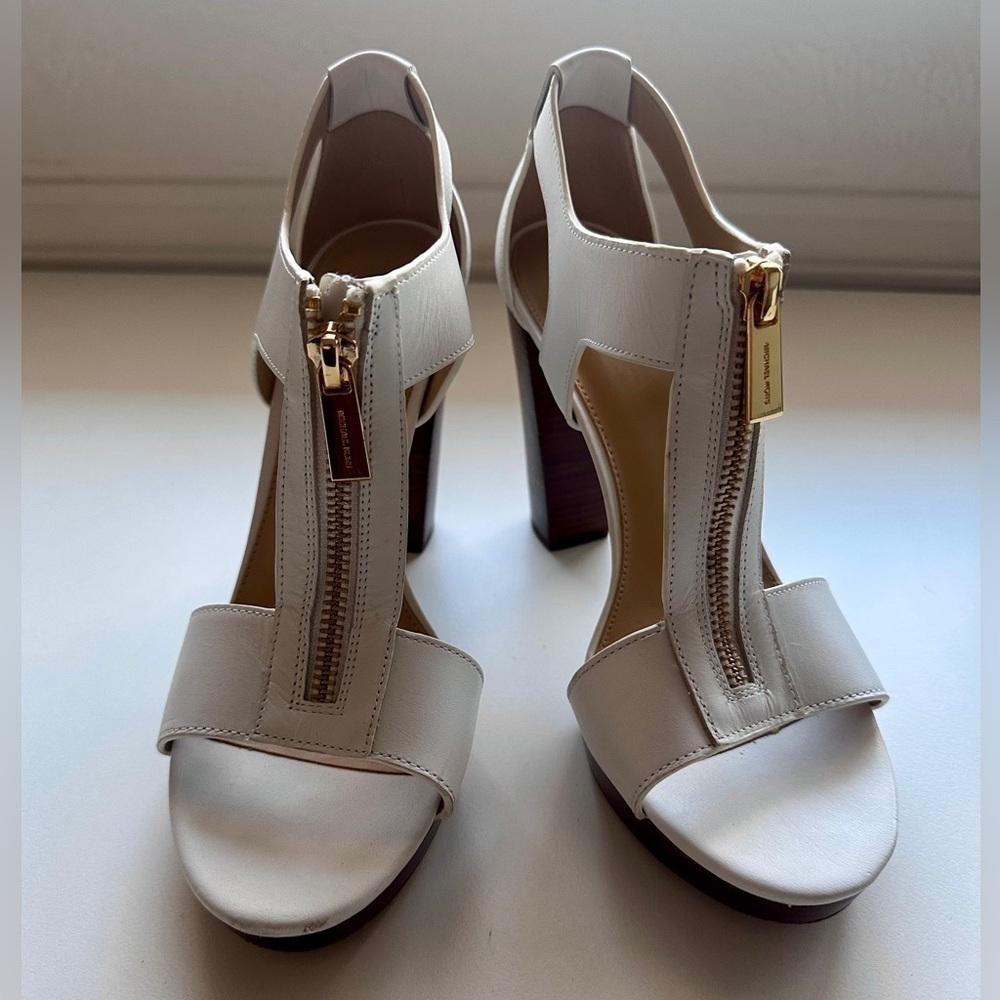 Michael Kors White High-Heeled Sandals with Zipper